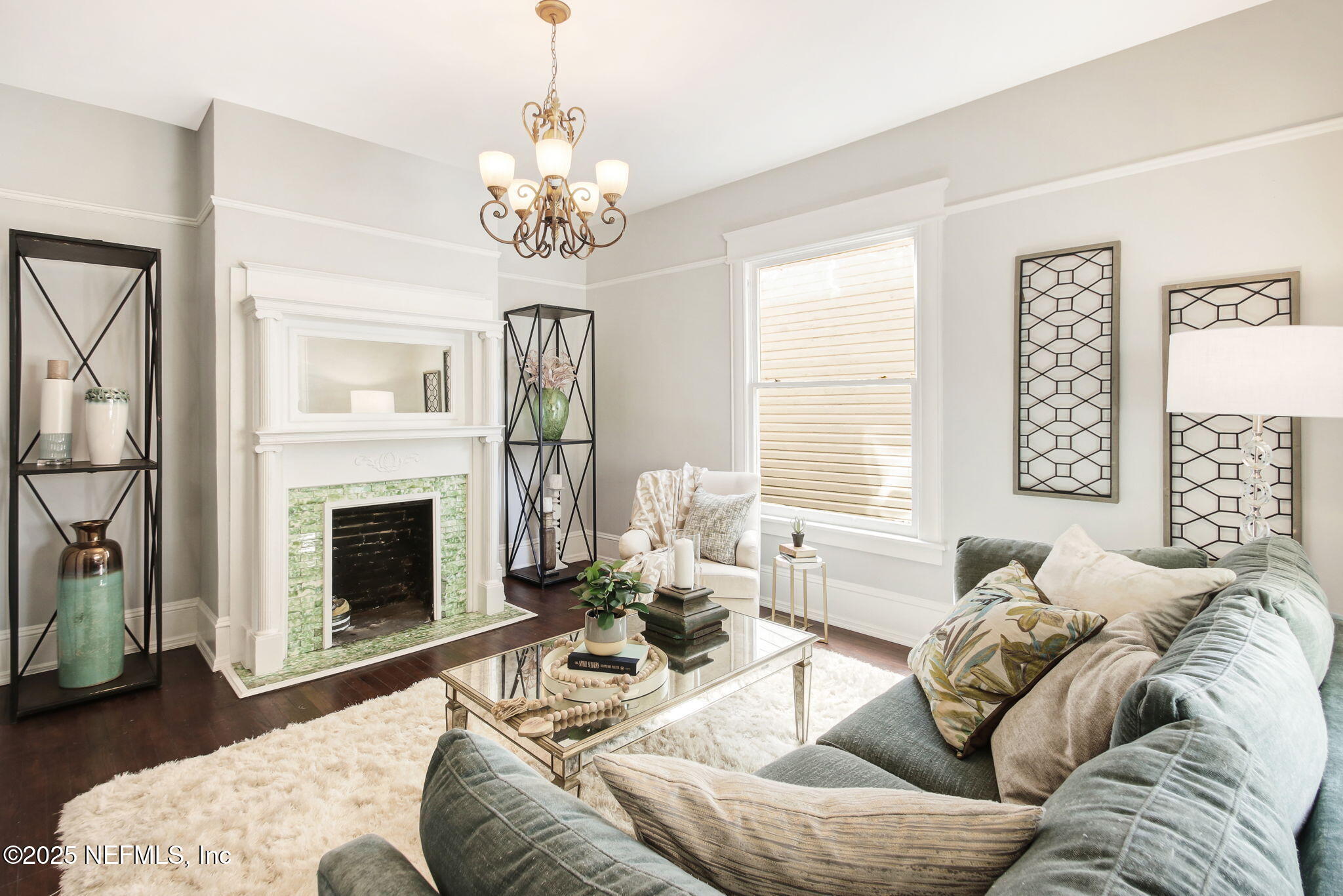 1721 N LIBERTY Street