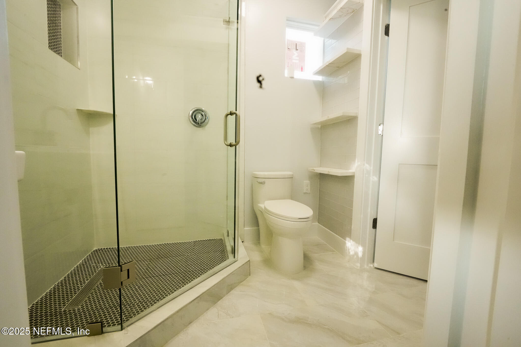 1932 HUBBARD Street 1