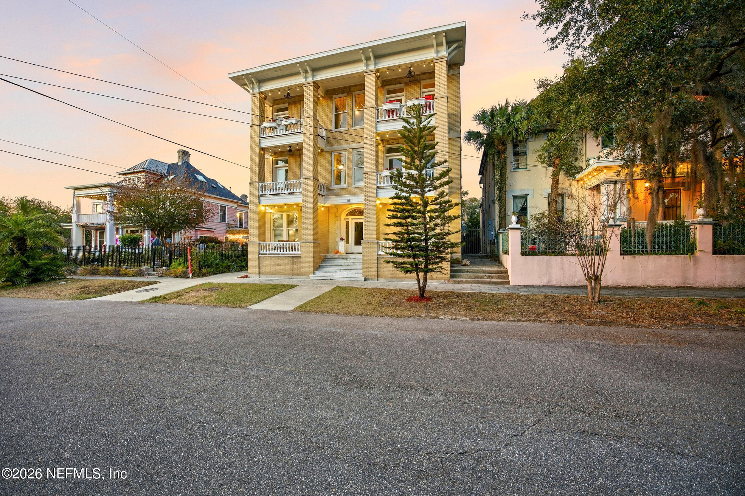 115 2ND Street