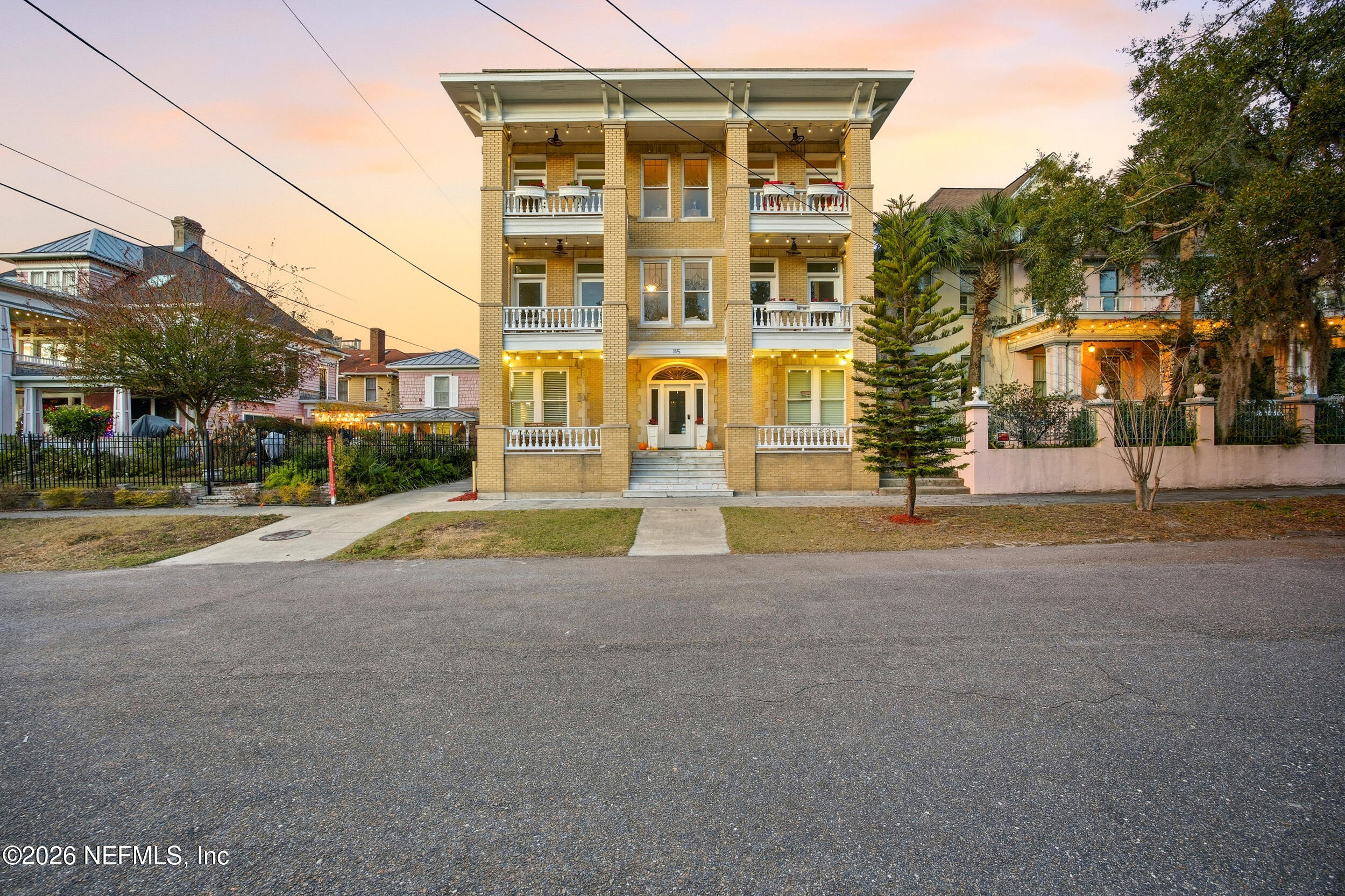 115 2ND Street