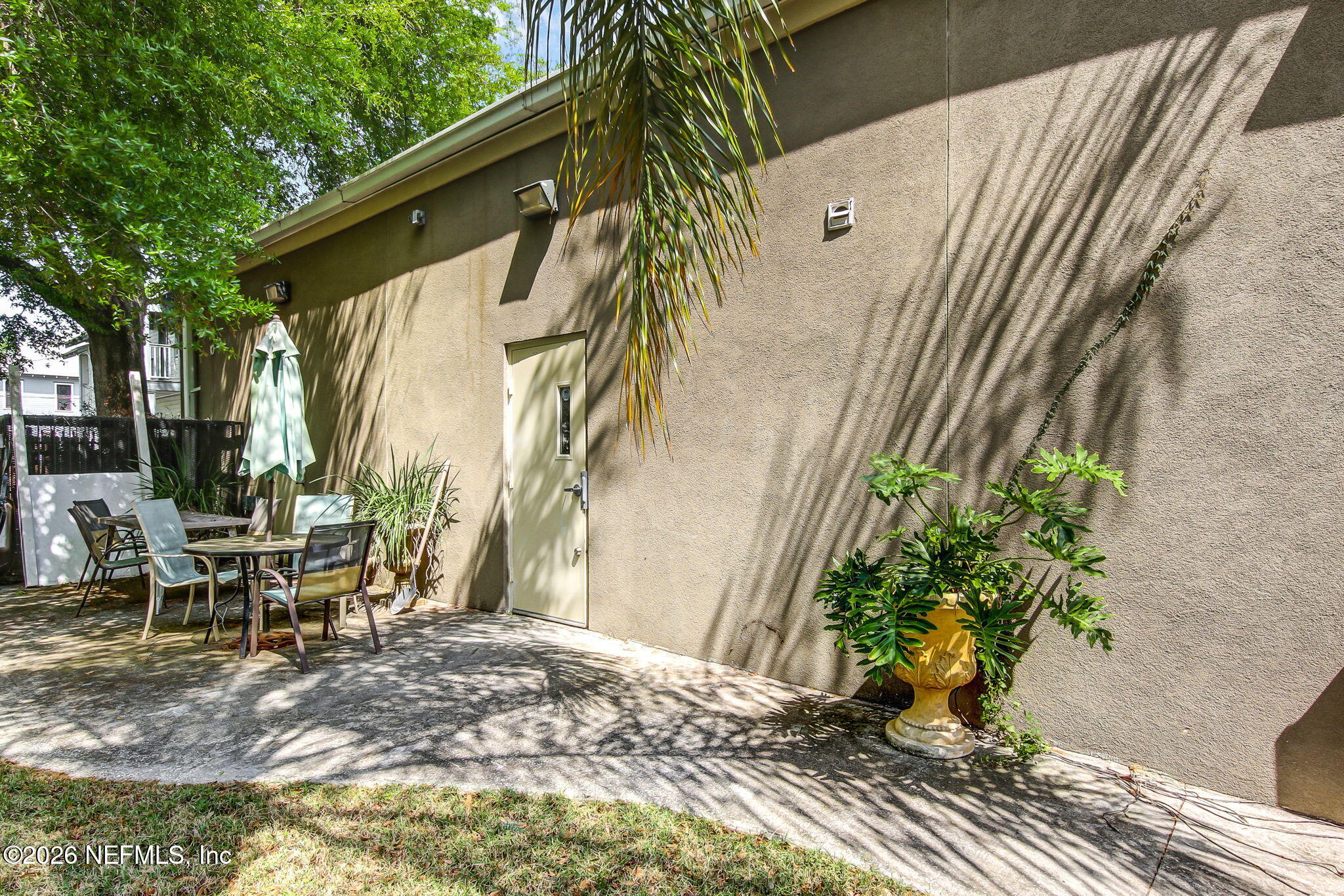 1334 WALNUT Street
