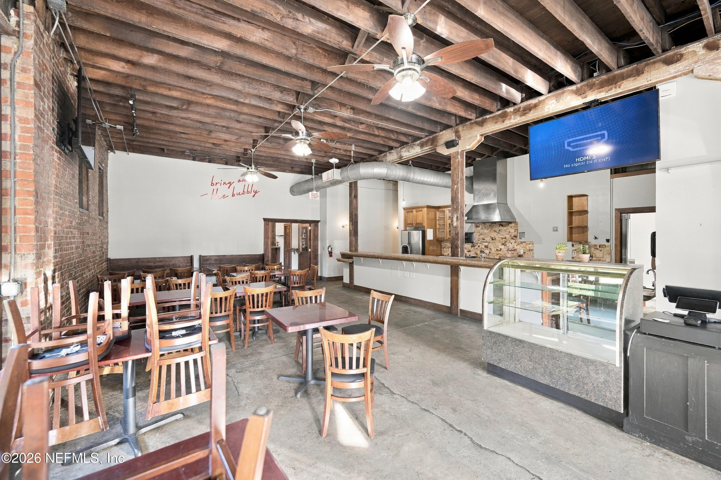 1602 WALNUT Street