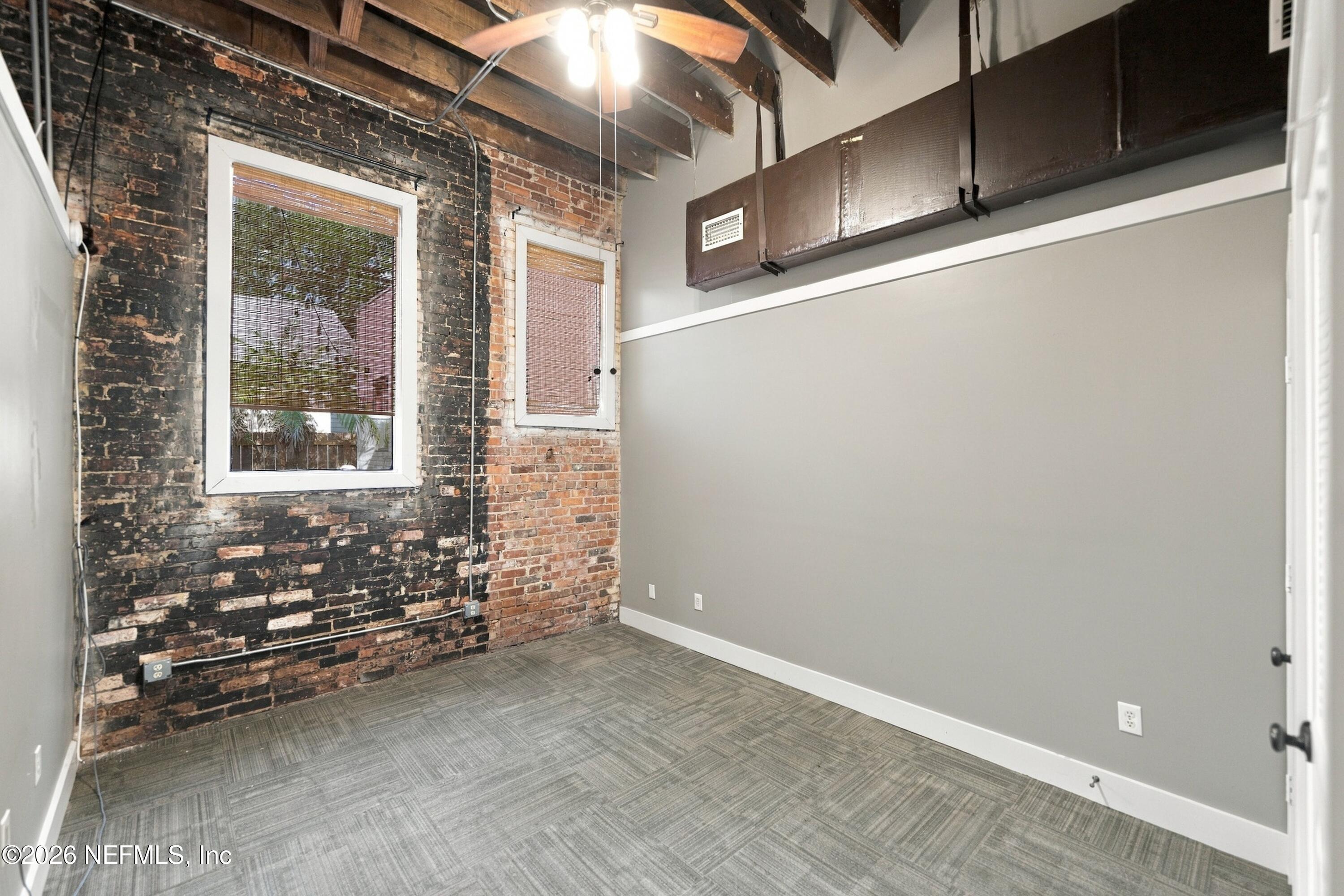1602 WALNUT Street