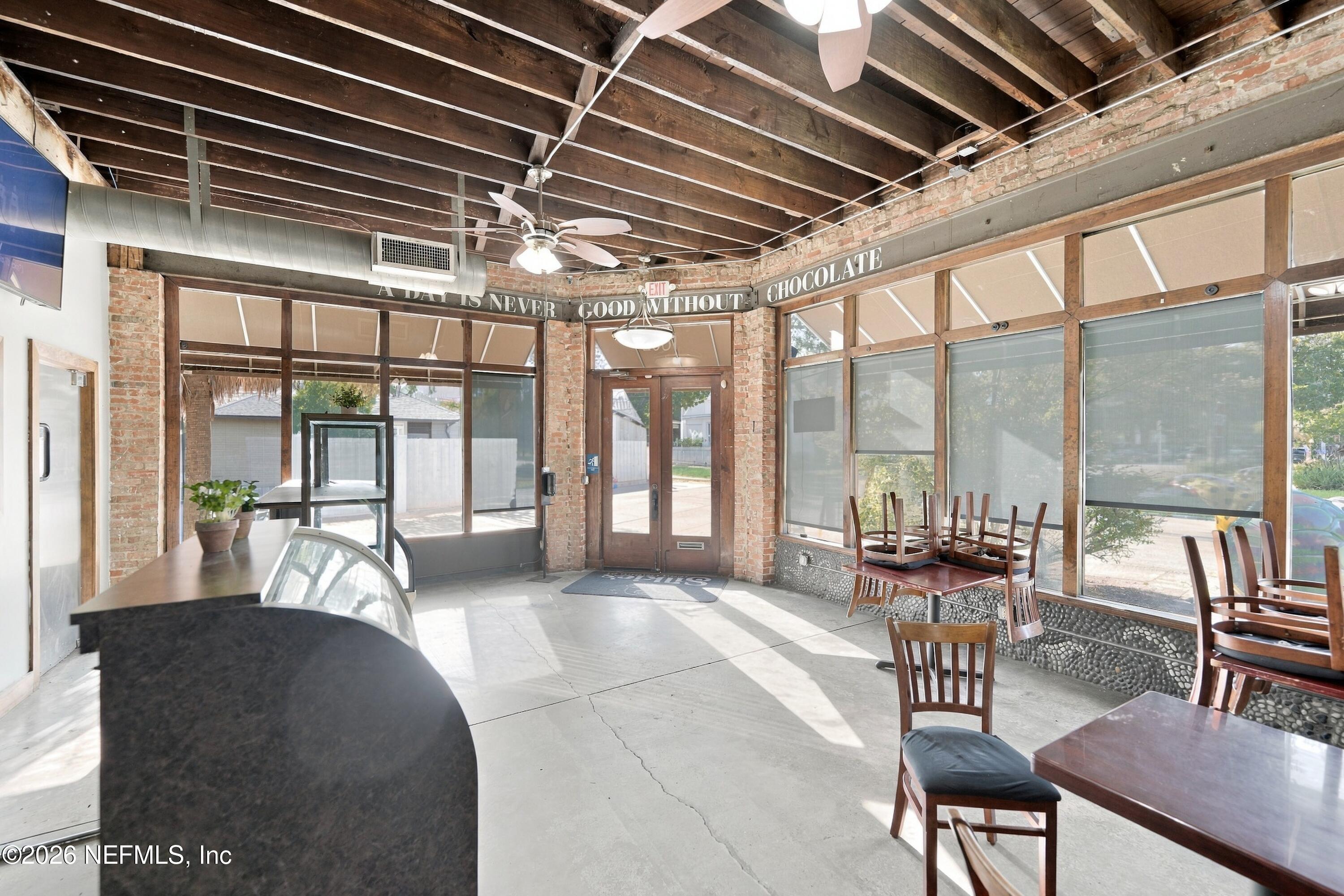 1602 WALNUT Street