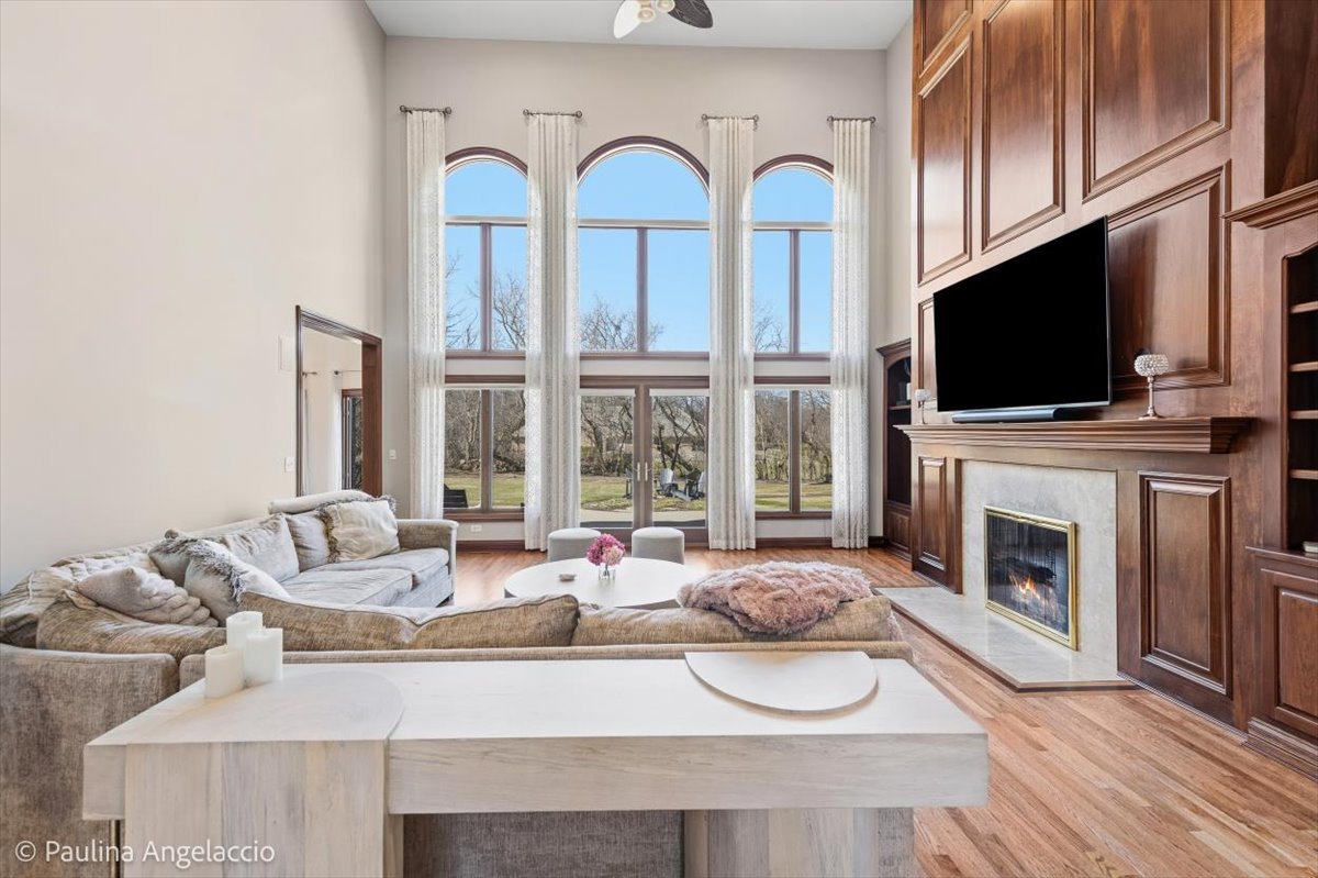 12 Bridlewood Trail