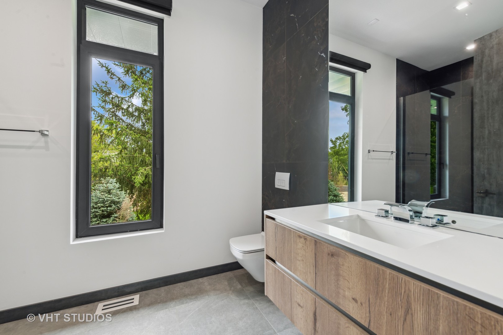 24 Rolling Hills Drive