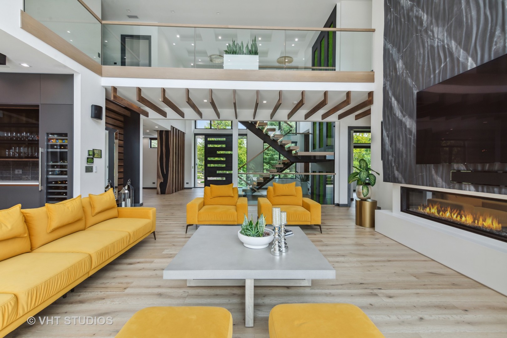 24 Rolling Hills Drive