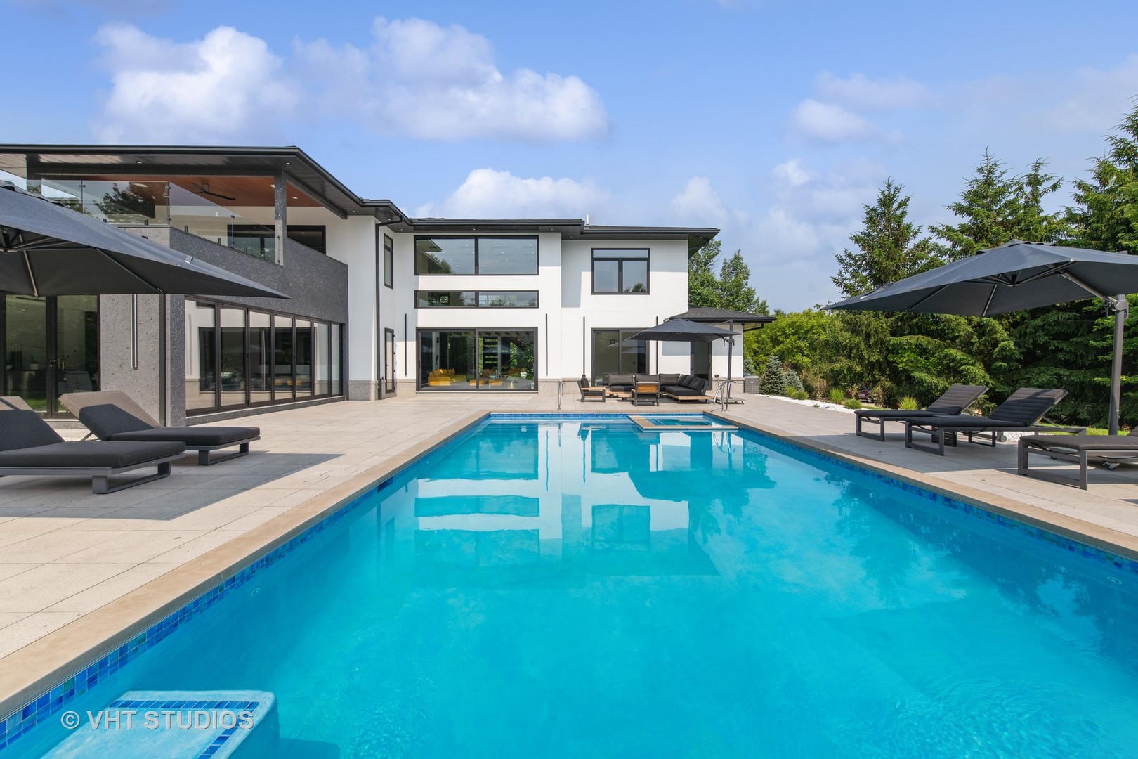 24 Rolling Hills Drive