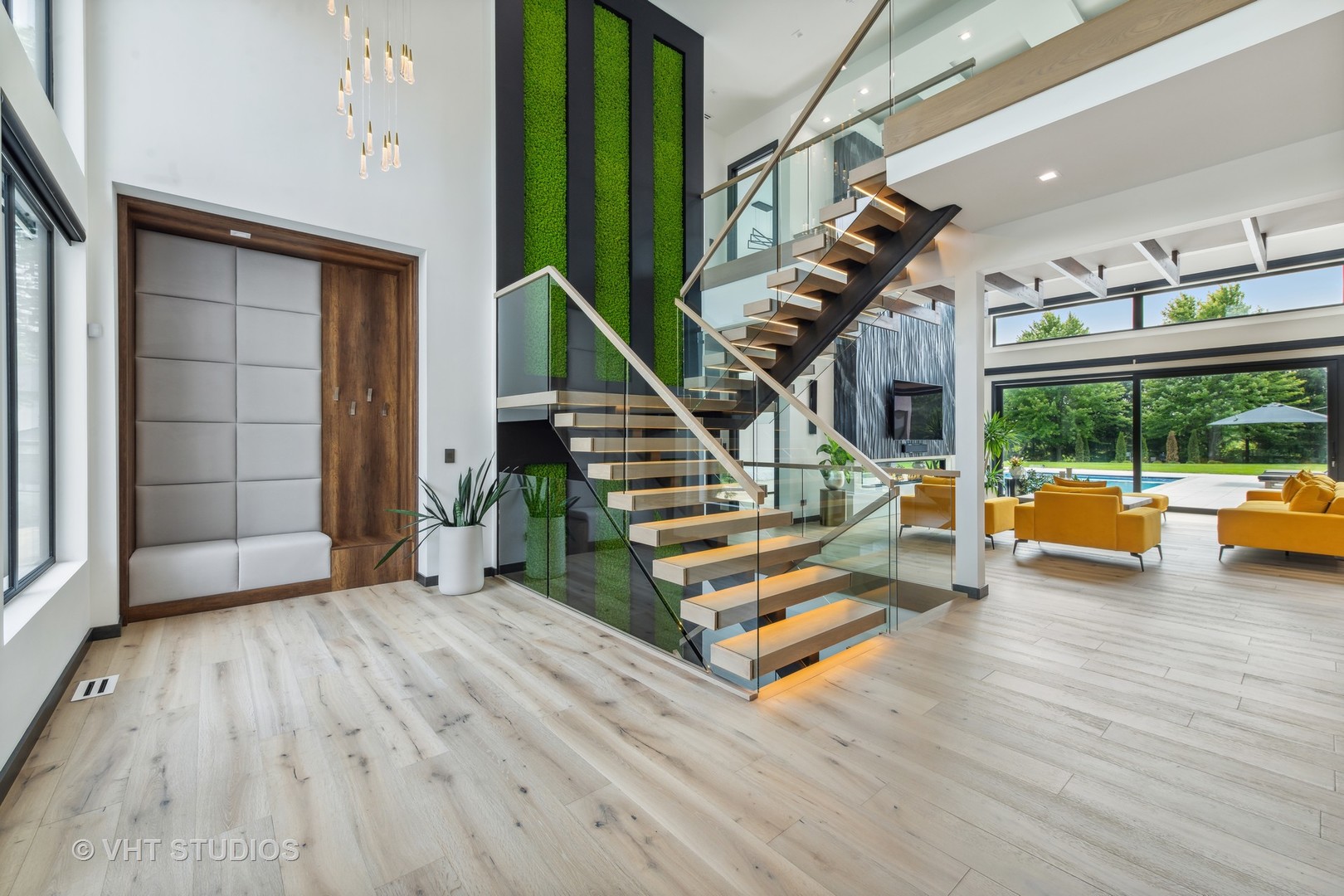 24 Rolling Hills Drive