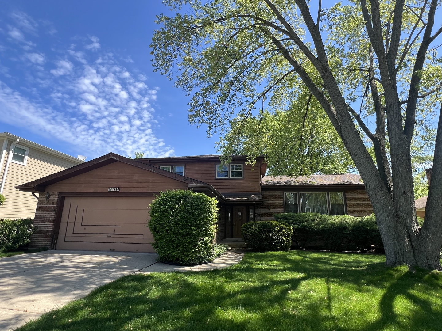 1319 N Walnut Avenue