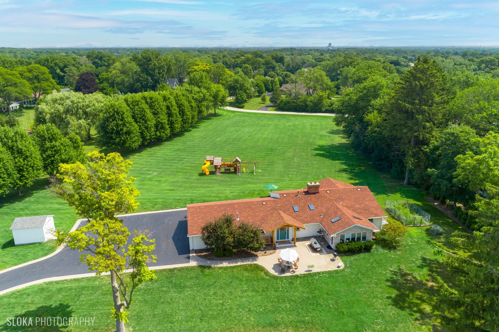 831 Ela Road