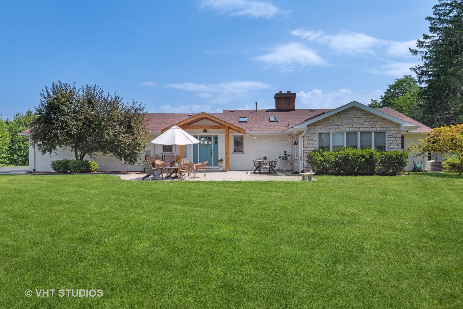 831 Ela Road
