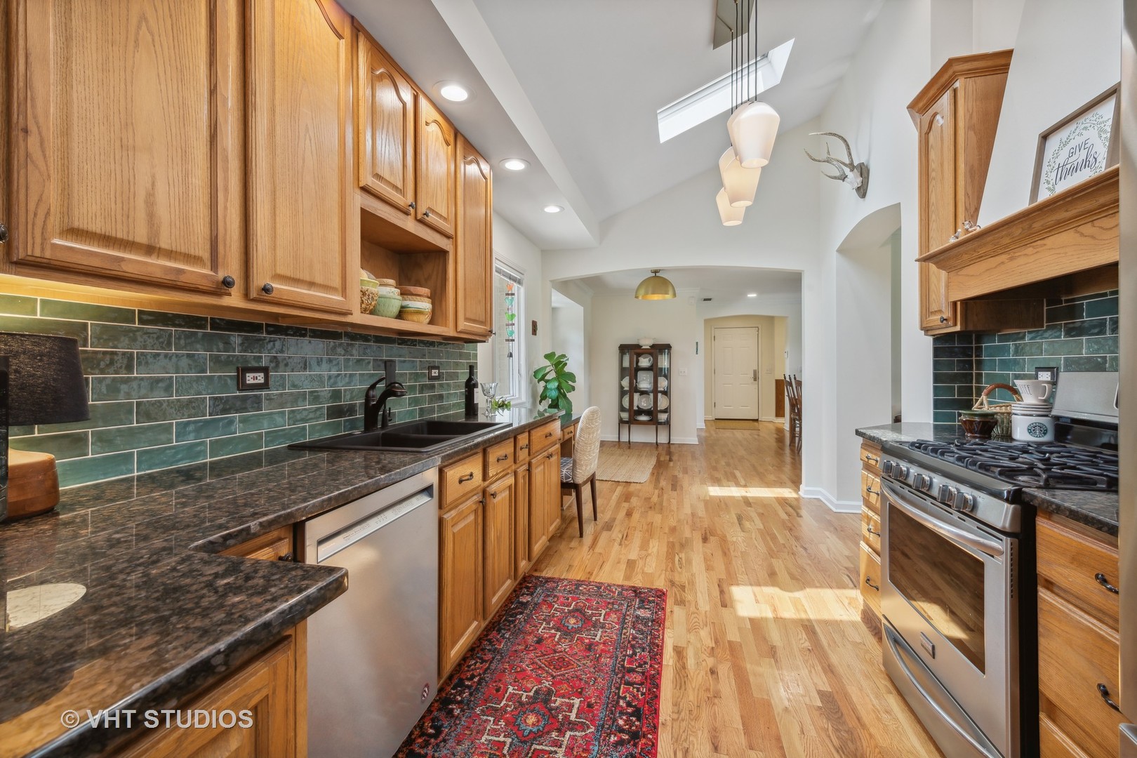 831 Ela Road
