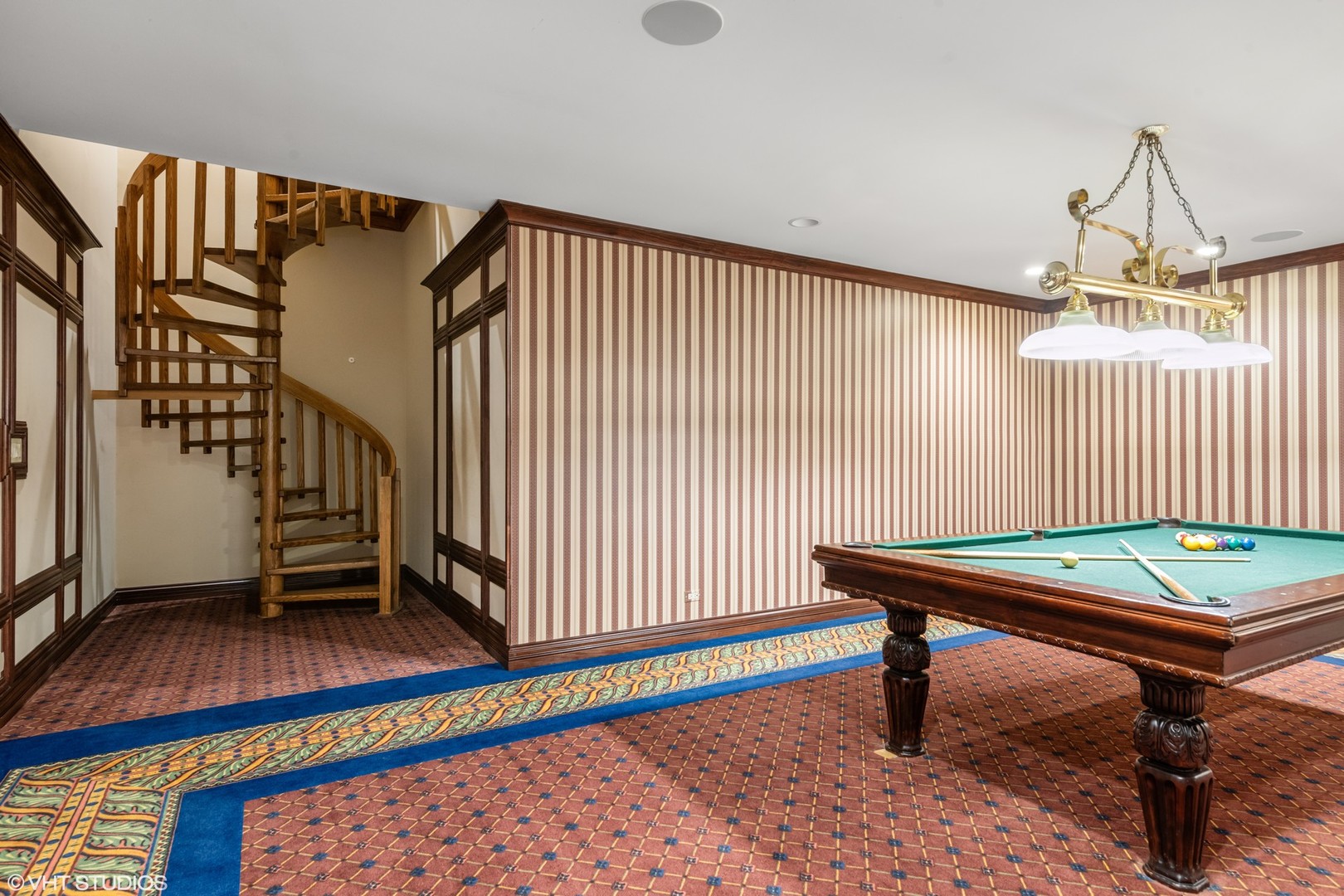 560 Oak Knoll Road