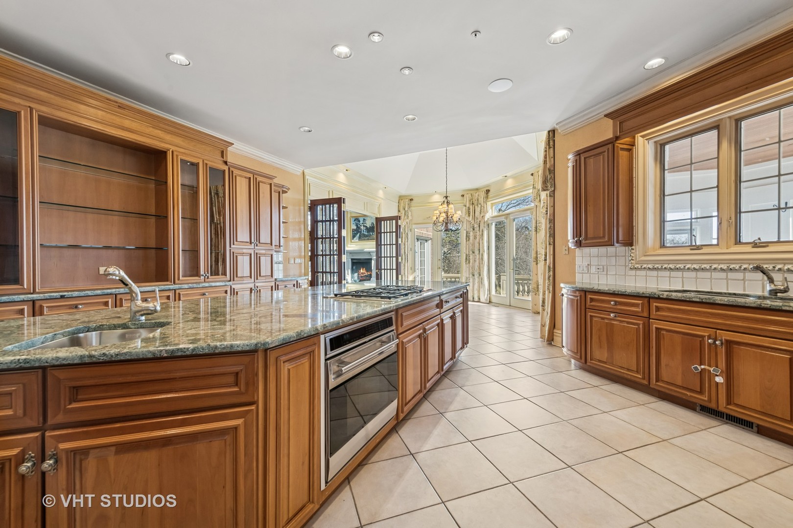 560 Oak Knoll Road