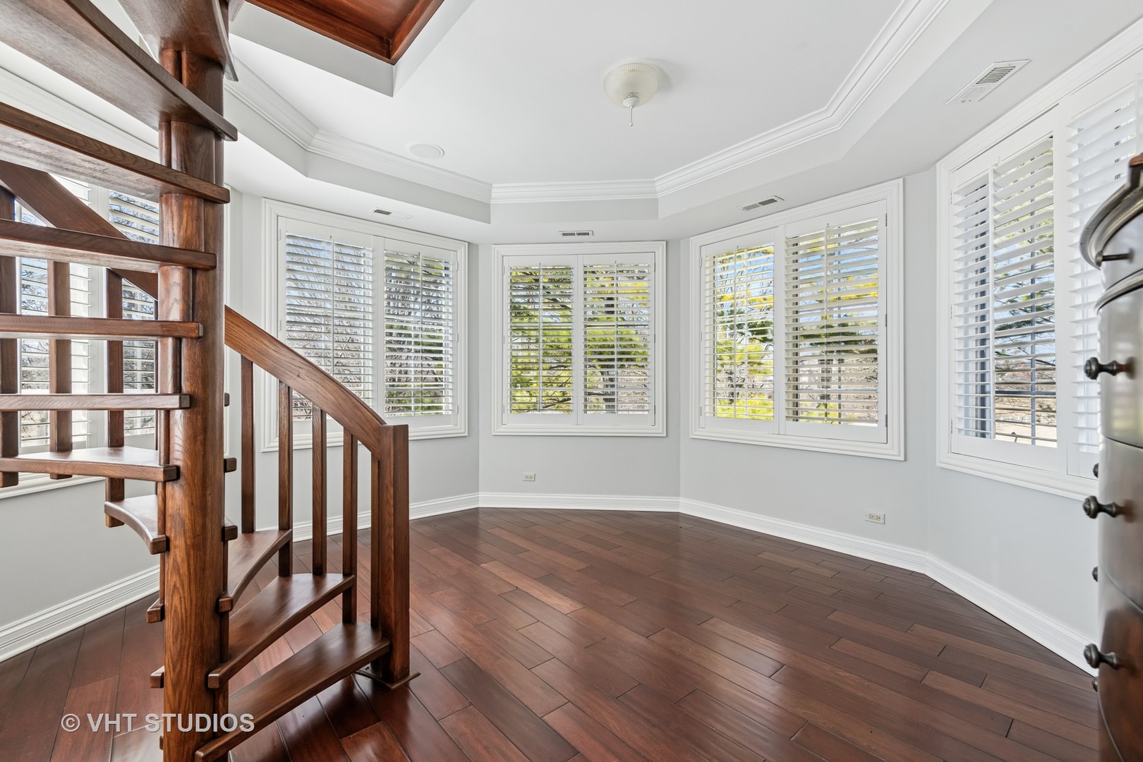560 Oak Knoll Road