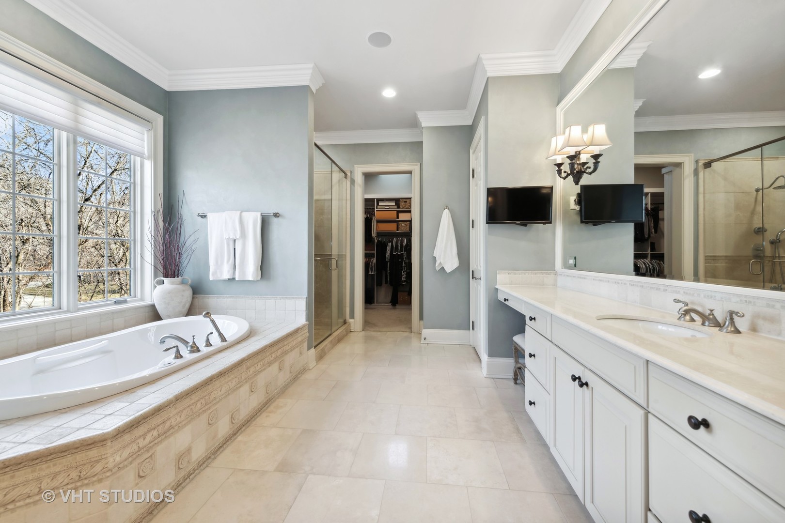 21188 N Prestwick Drive