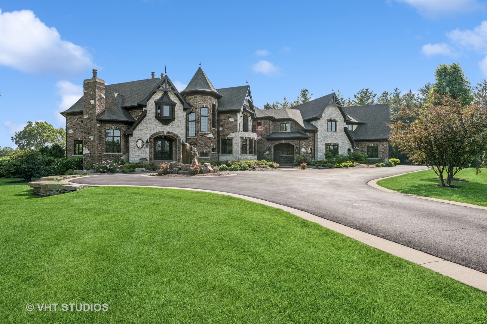 14 Vandenbergh Drive