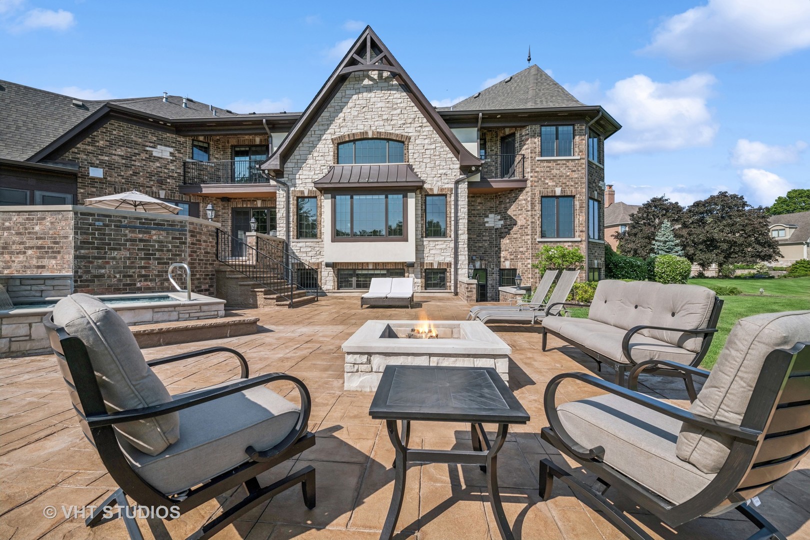 14 Vandenbergh Drive