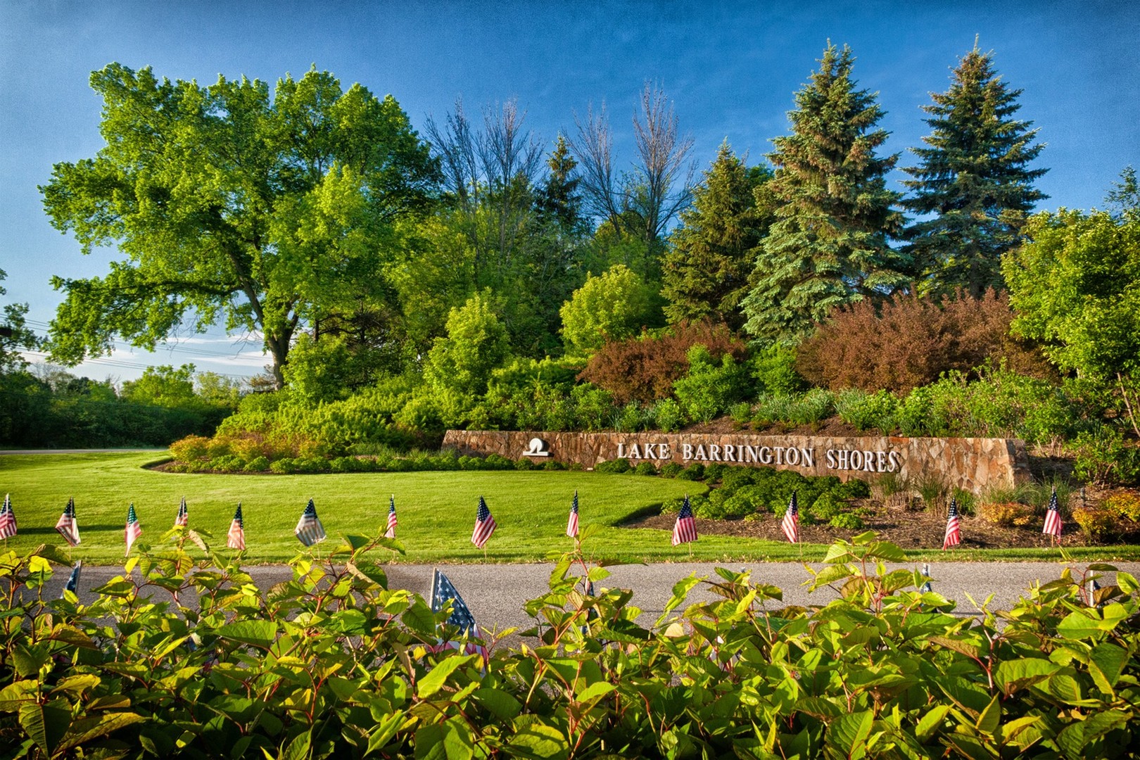 333 N Shoreline Road Unit: 320