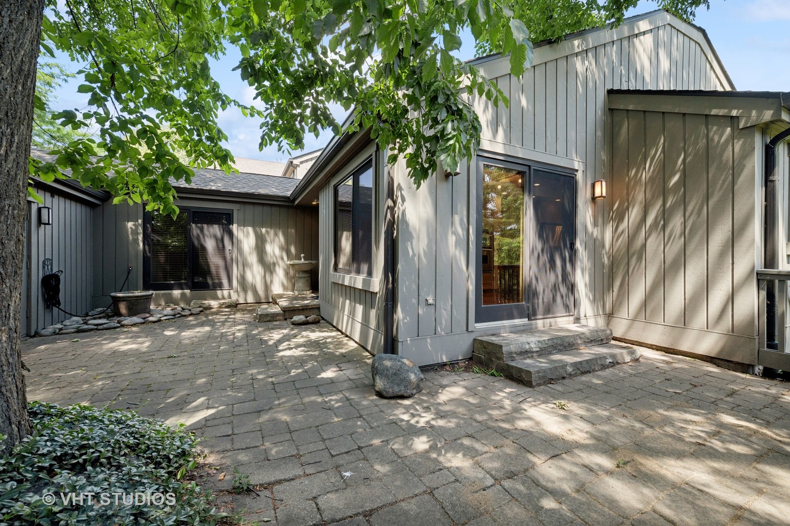 333 N Shoreline Road Unit: 320