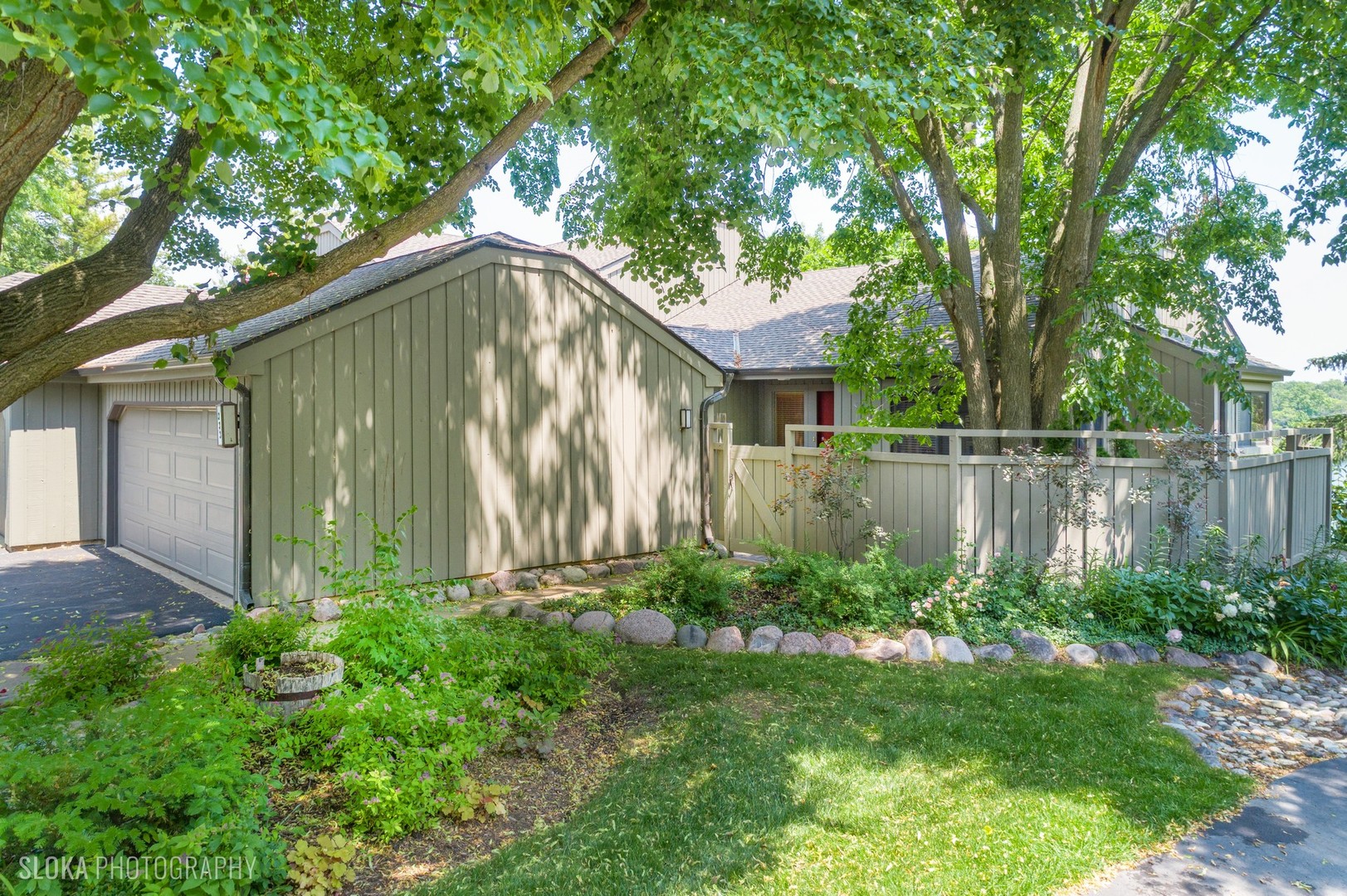 333 N Shoreline Road Unit: 320