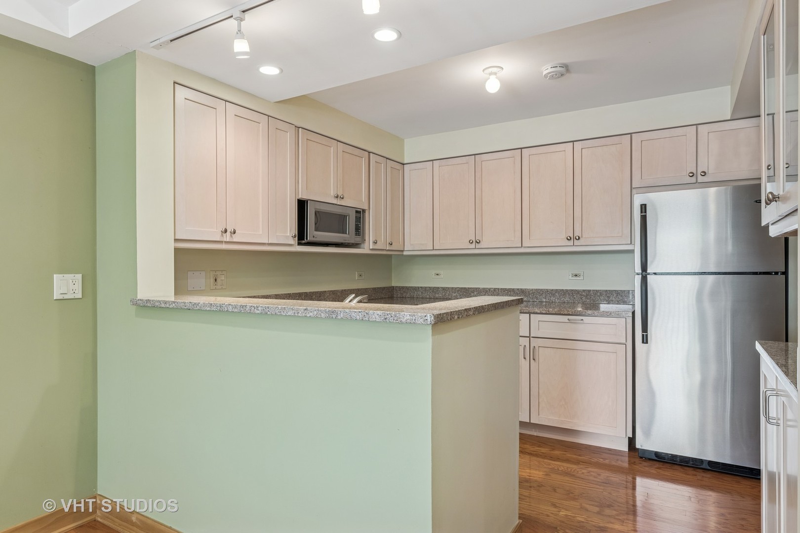 333 N Shoreline Road Unit: 320
