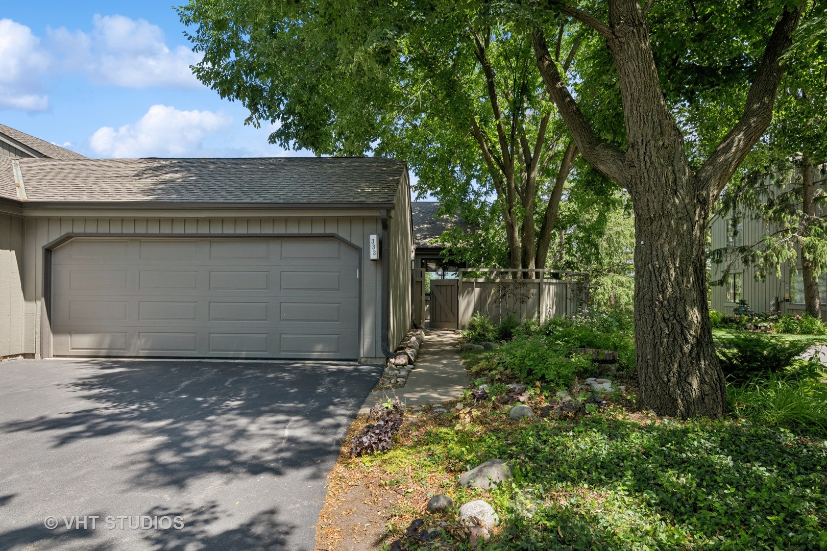 333 N Shoreline Road Unit: 320