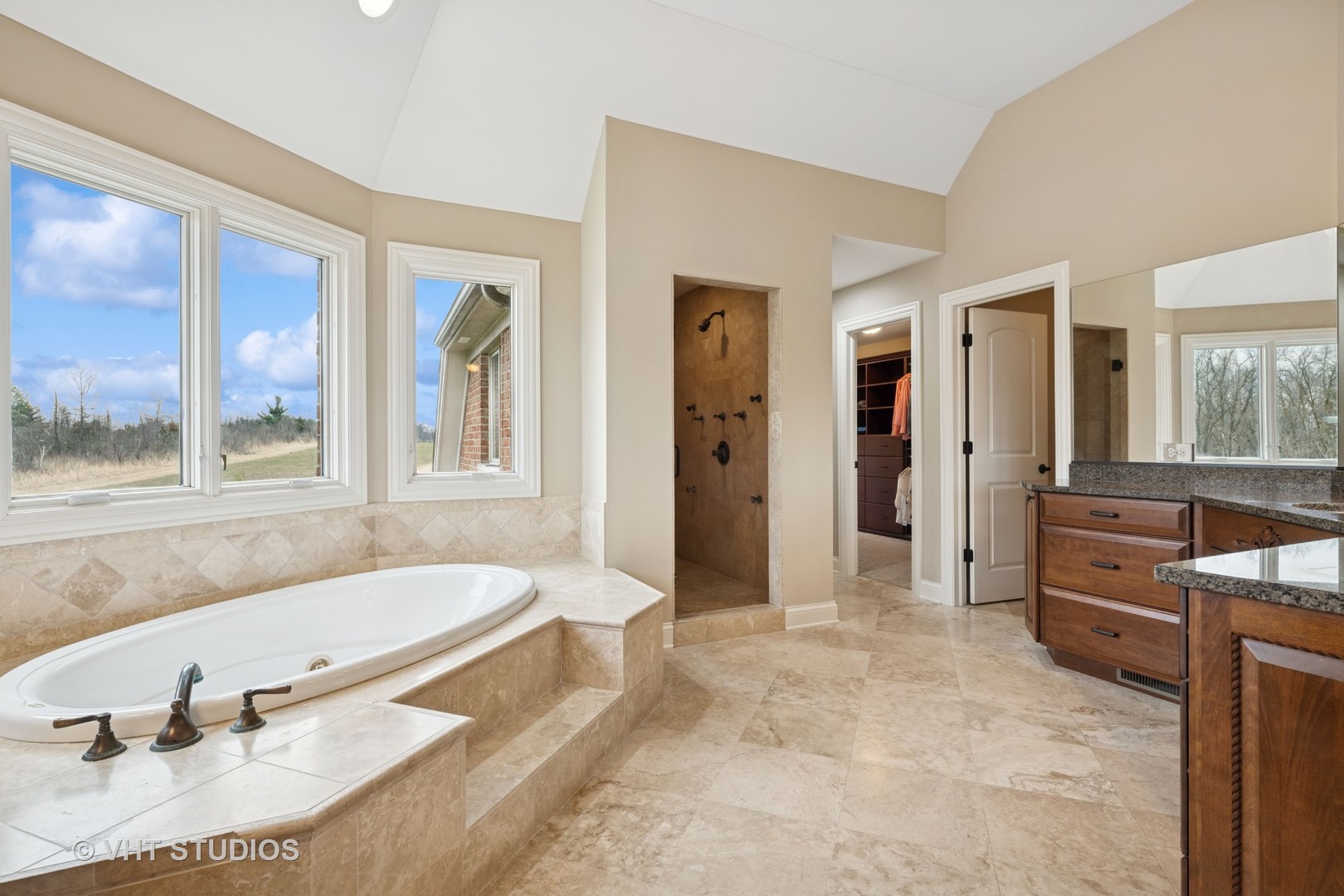1541 W Longwood Drive