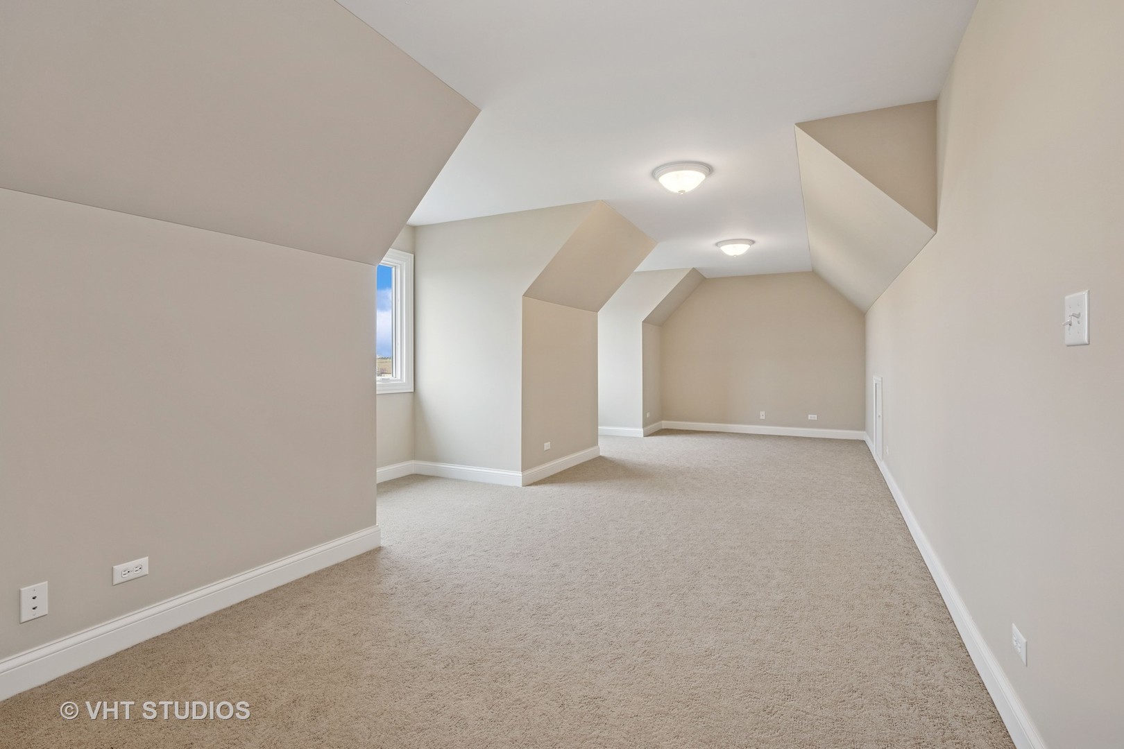 1541 W Longwood Drive
