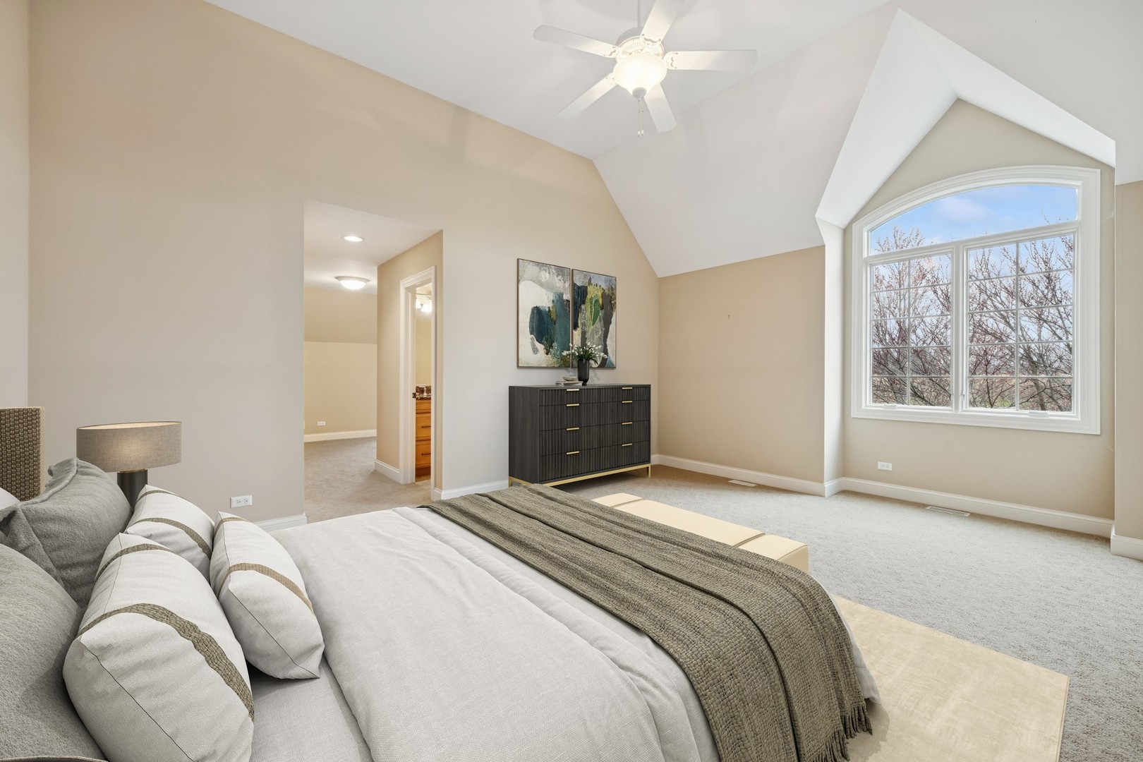 1541 W Longwood Drive