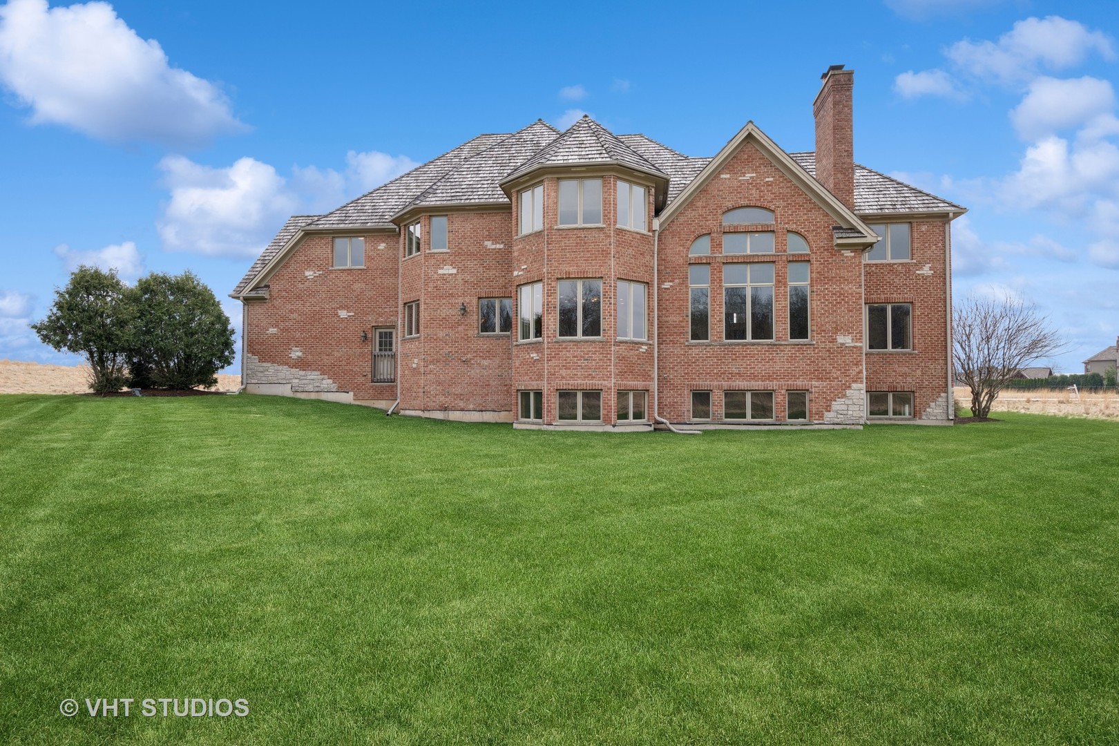 1541 W Longwood Drive
