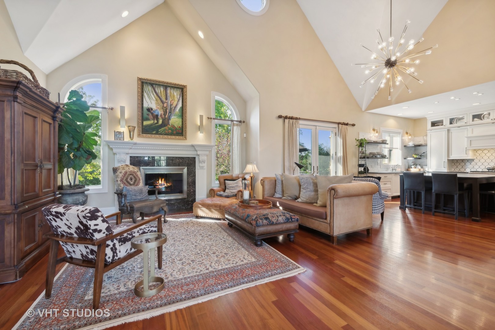 422 W County Line Road