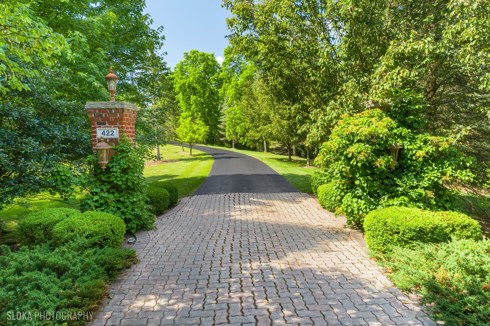 422 W County Line Road