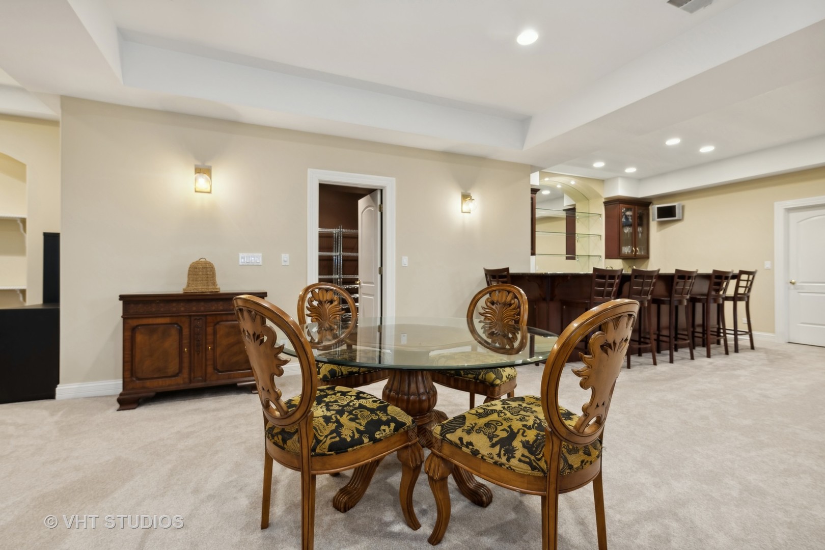 422 W County Line Road