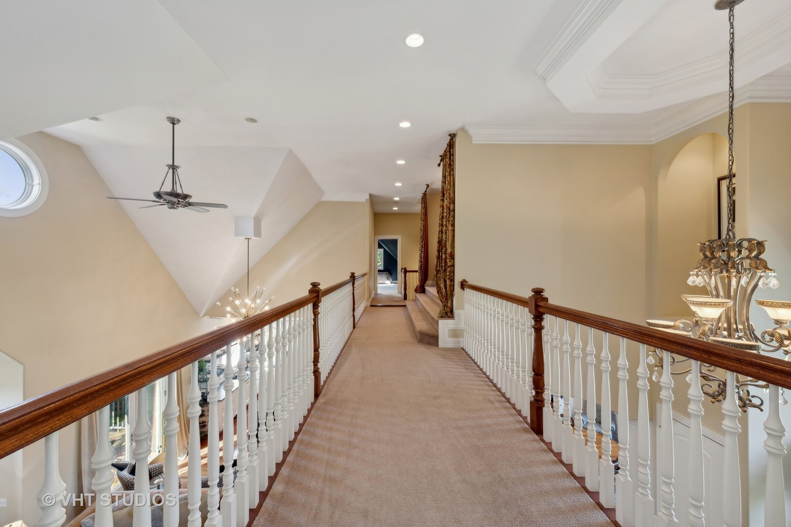 422 W County Line Road