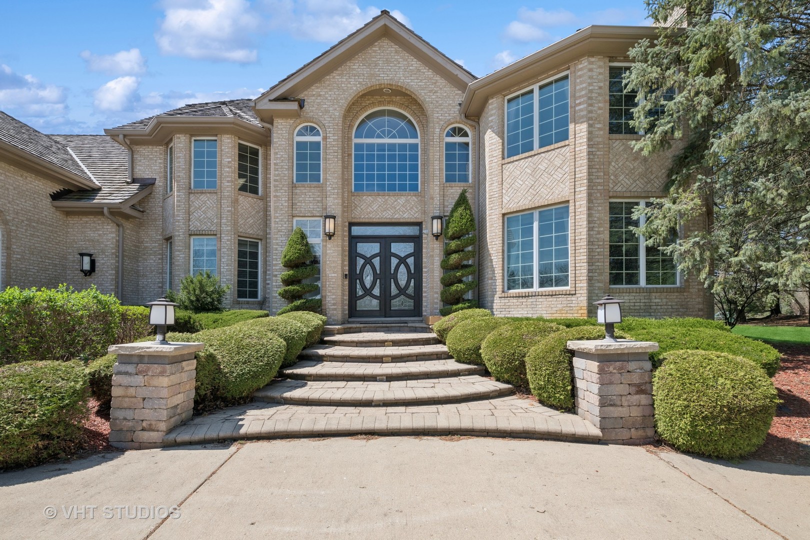 22 Westlake Drive