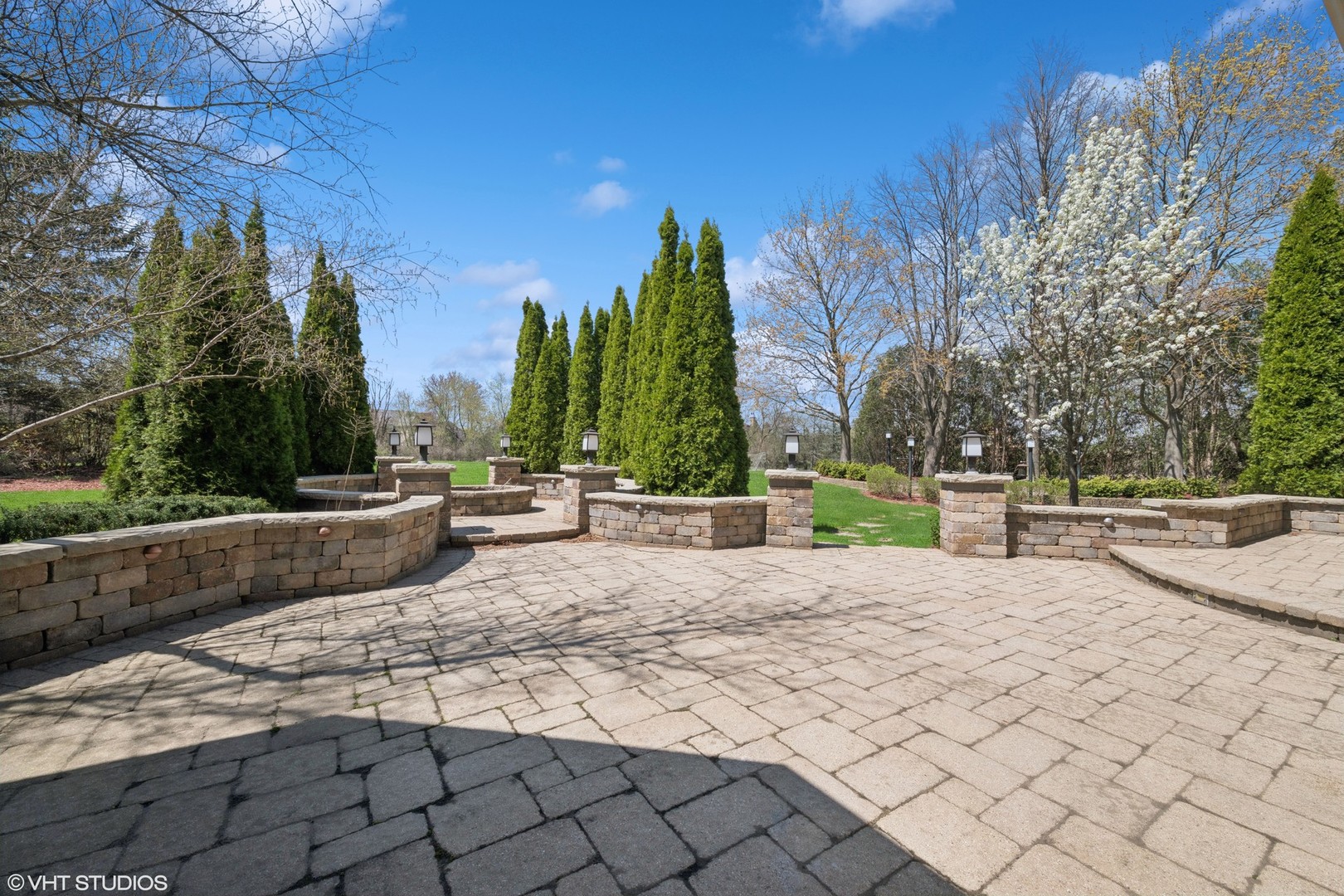 22 Westlake Drive