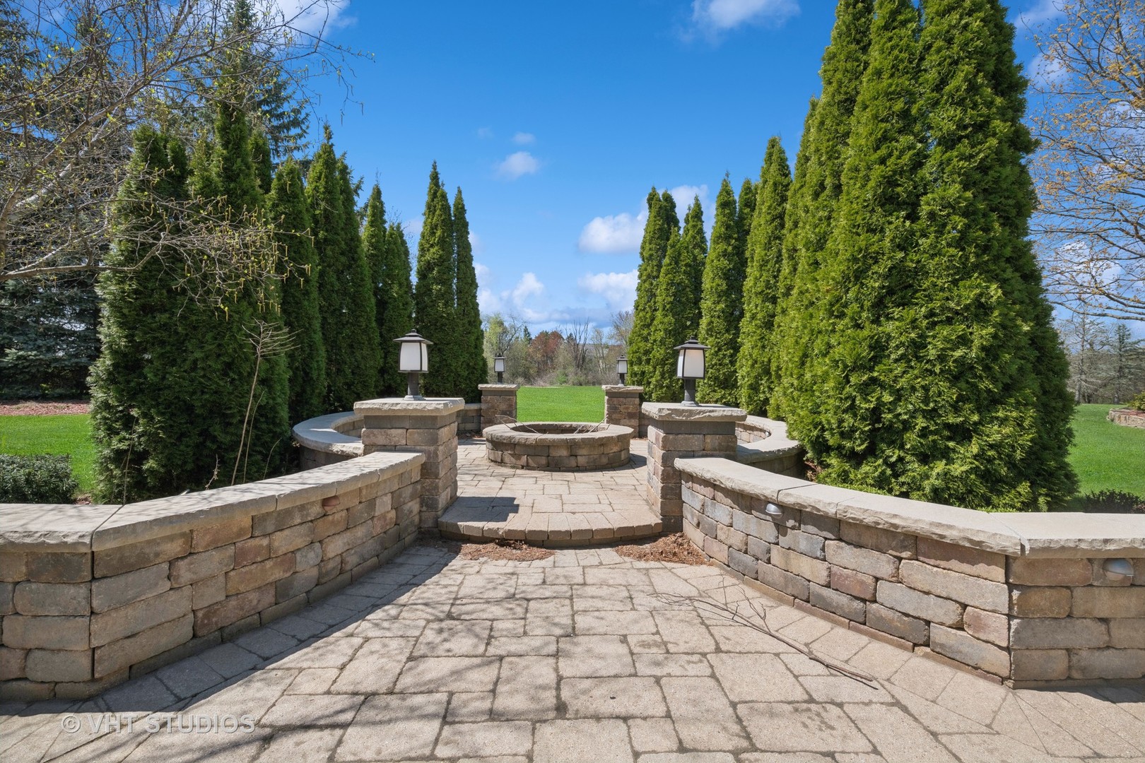 22 Westlake Drive