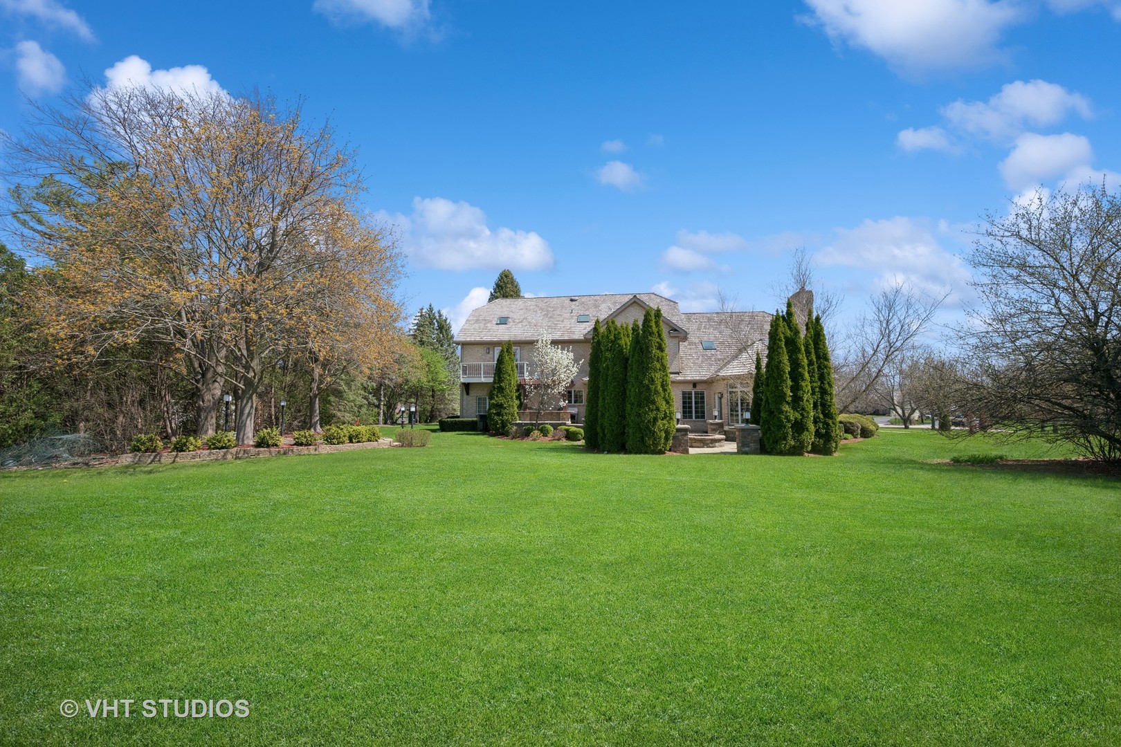 22 Westlake Drive