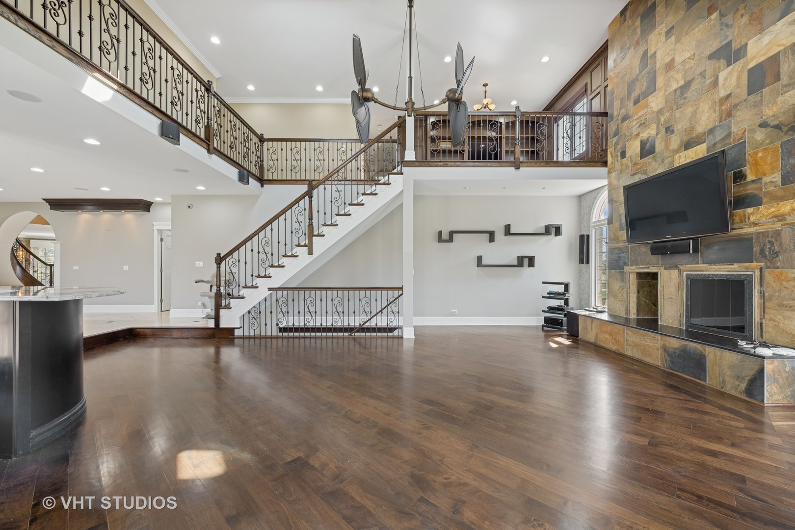22 Westlake Drive