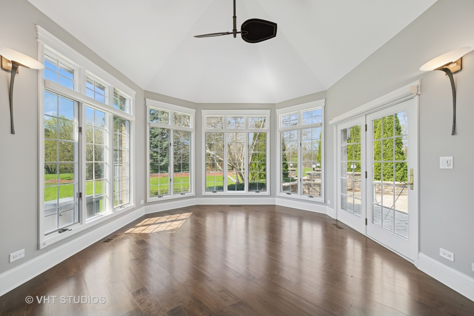 22 Westlake Drive