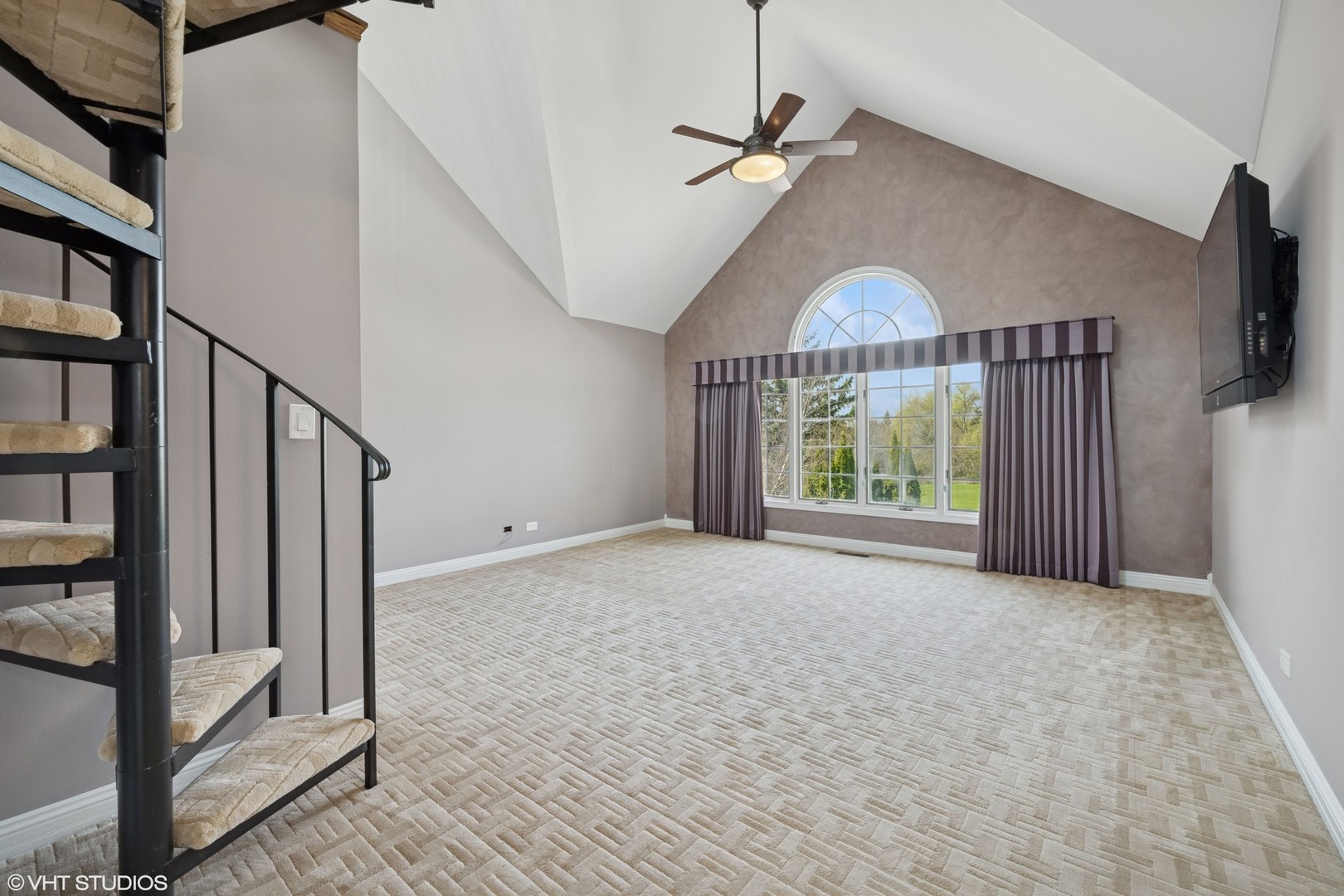 22 Westlake Drive