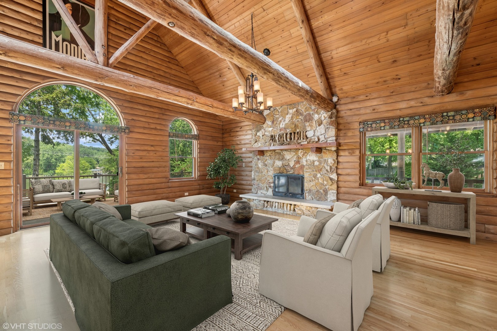 723 N River Road