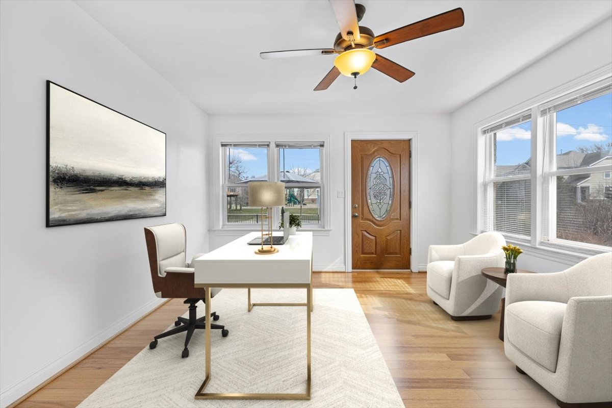 48 W Brentwood Drive