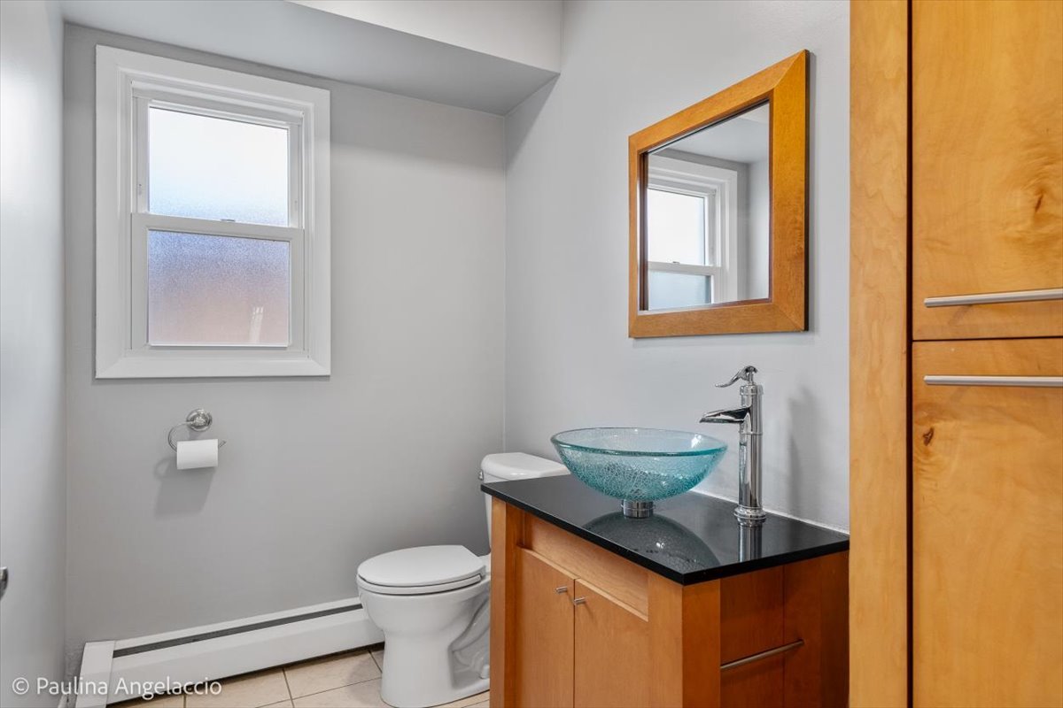 48 W Brentwood Drive