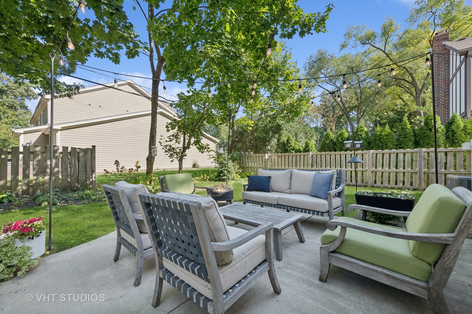 1120 Country Club Road