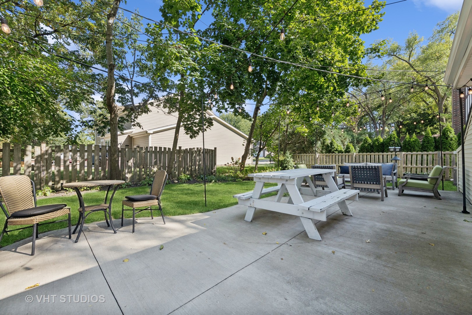 1120 Country Club Road