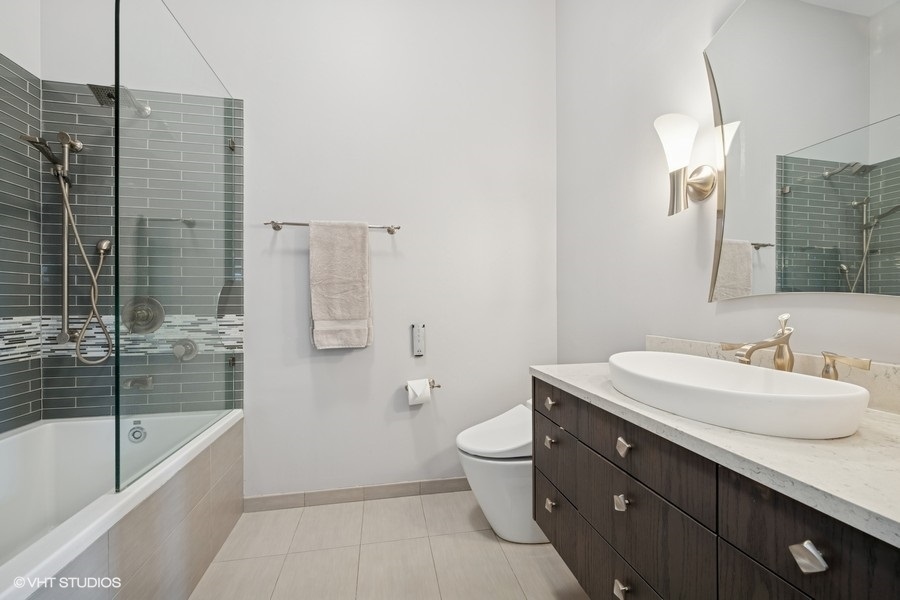 20 Terra Vita Court