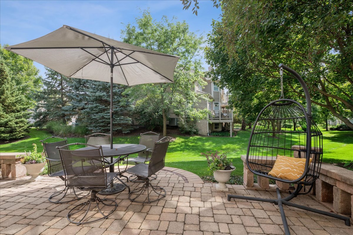 512 Stone Canyon Circle